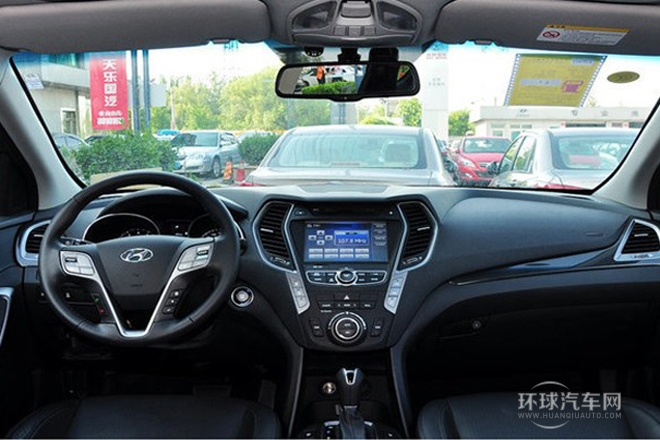 2013款 改款 2.4L 自動四驅尊貴型