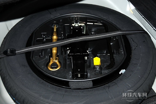 2013款 1.8L 手動勁智版