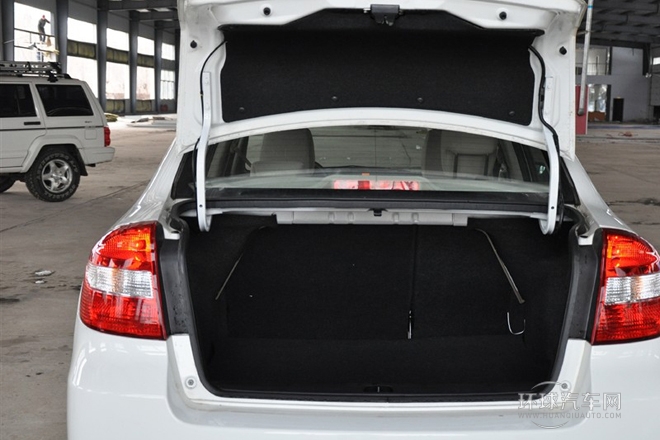 2012款 1.6L 自動實用型