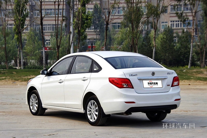 2014款 1.5L 手動尊享型