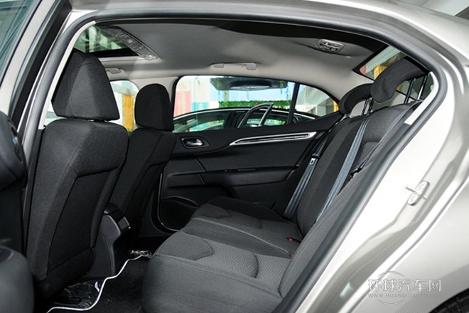 2013款 1.8L 手動勁智版