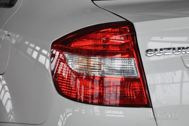 2012款 1.6L 自動實用型