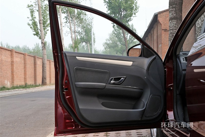 2014款 1.6L CVT旗艦型