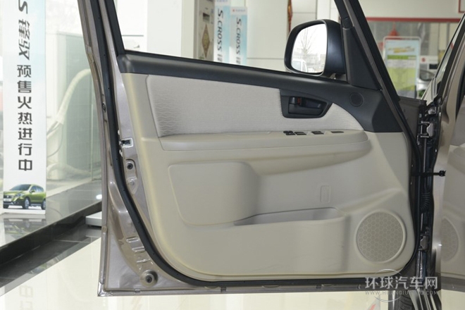 2012款 1.6L 手動舒適型