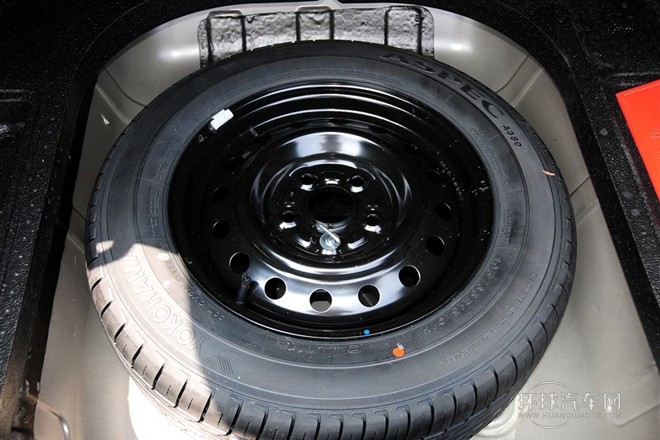 2012款 1.6L 手動(dòng)實(shí)用型