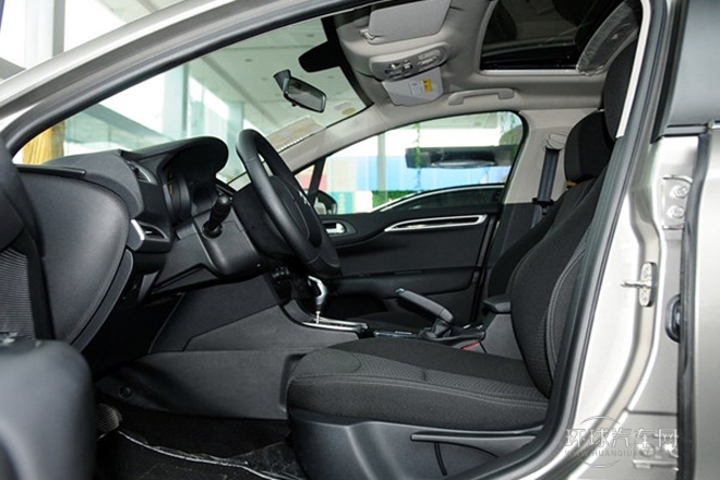 2013款 1.8L 自動勁享版