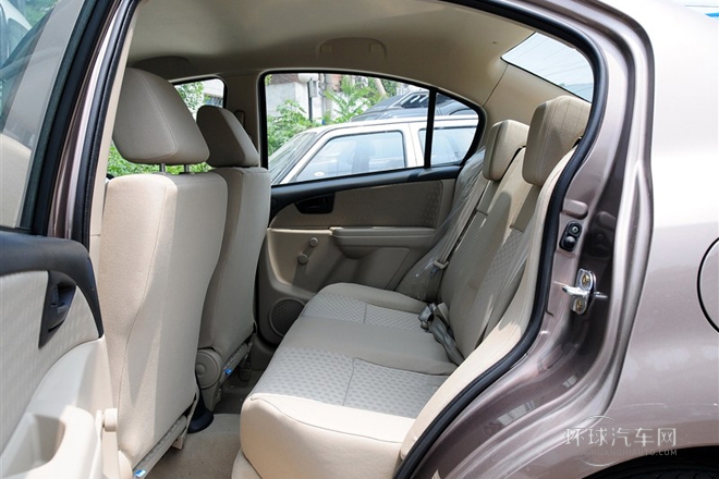 2012款 1.6L 手動實用型