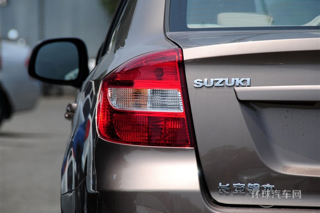 2012款 1.6L 手動實用型