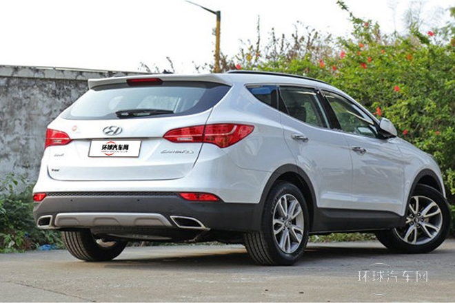 2013款 改款 2.0T 自動兩驅尊貴型