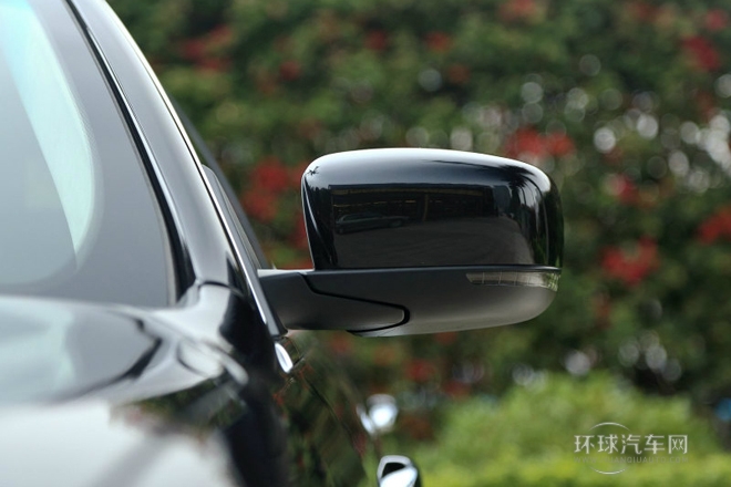 總裁 2013款 3.0T 標(biāo)準(zhǔn)型