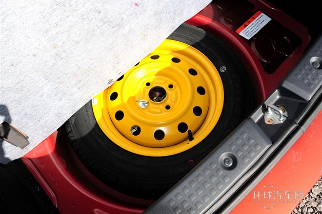 2013款 1.3L 手動超值版