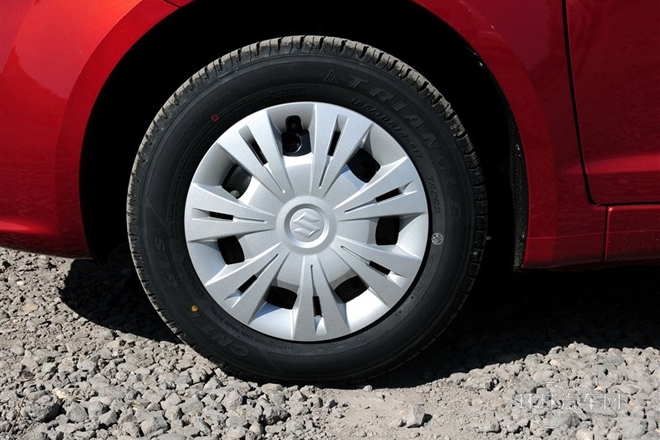 2013款 1.3L 手動(dòng)超值版