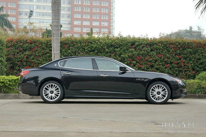 總裁 2013款 3.0T 標(biāo)準(zhǔn)型