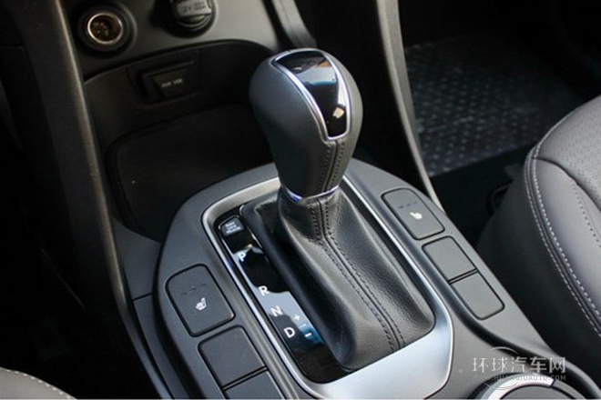 2013款 改款 2.0T 自動四驅頂級型