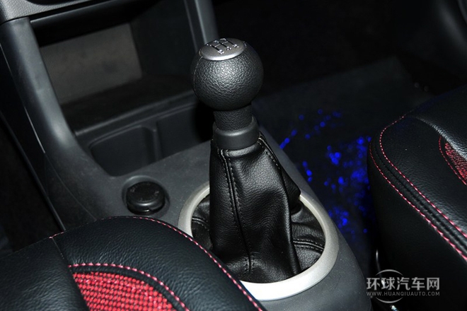 2013款 1.5L 手動(dòng)20周年限量版