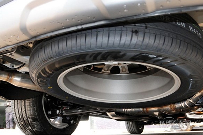 2013款 改款 2.0T 自動(dòng)四驅(qū)尊貴型