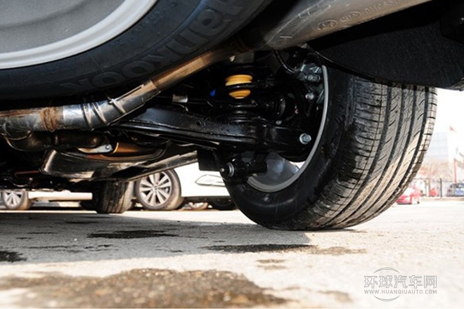 2013款 改款 2.0T 自動(dòng)四驅(qū)尊貴型