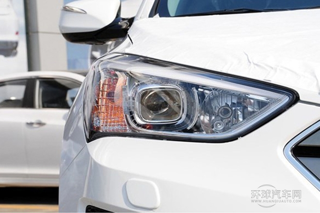 2013款 改款 2.0T 自動四驅尊貴型