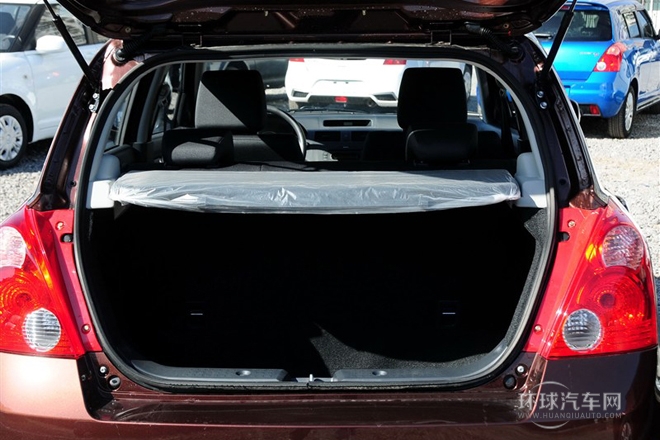 2013款 1.5L 手動標準版