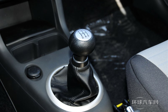 2013款 1.5L 手動標準版