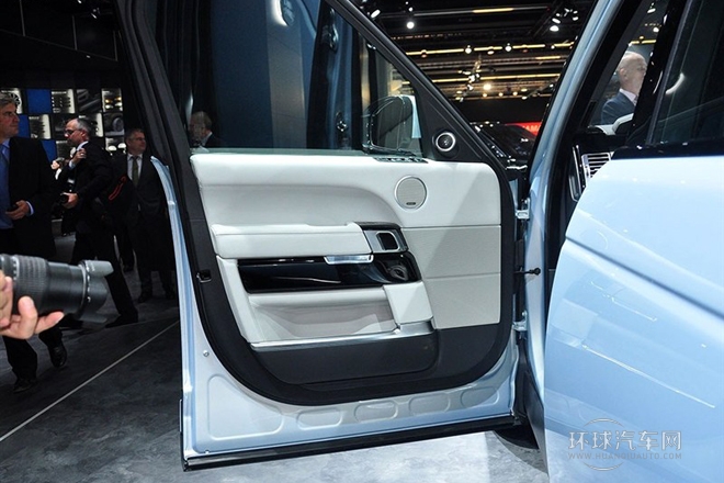 2015款 3.0 TDV6 混合動力版