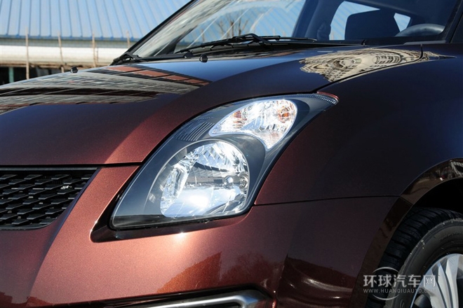 2013款 1.5L 手動標準版