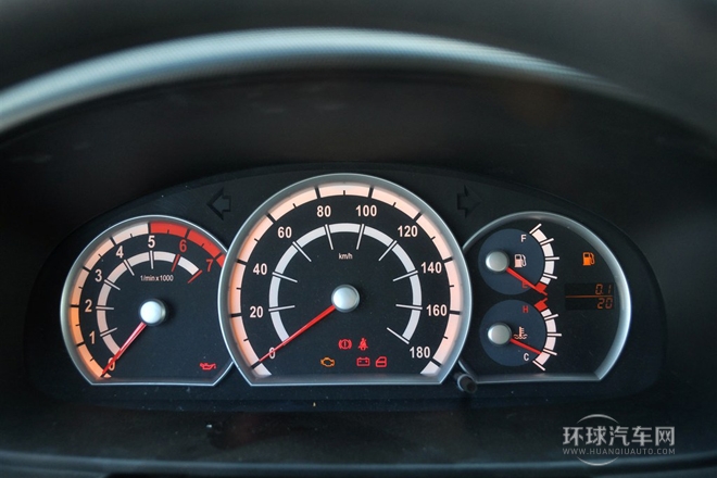 2014款 2.0L豪華型V19