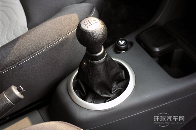 2013款 1.5L 手動運動版