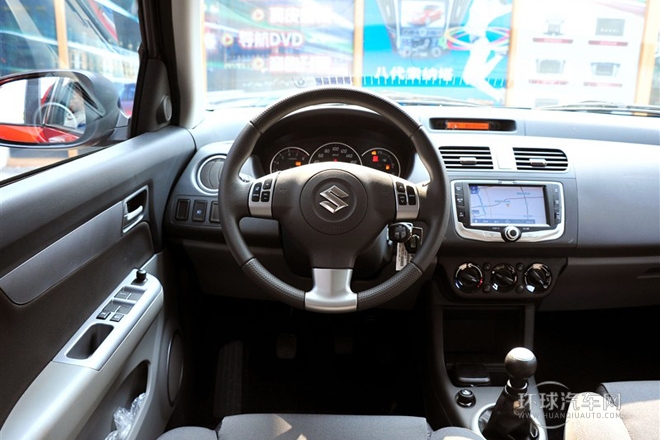 2013款 1.5L 手動運動版