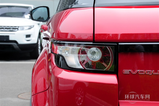 2015款 2.0T 5門耀動版