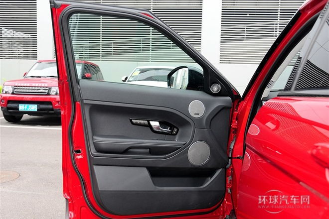 2015款 2.0T 5門耀動版