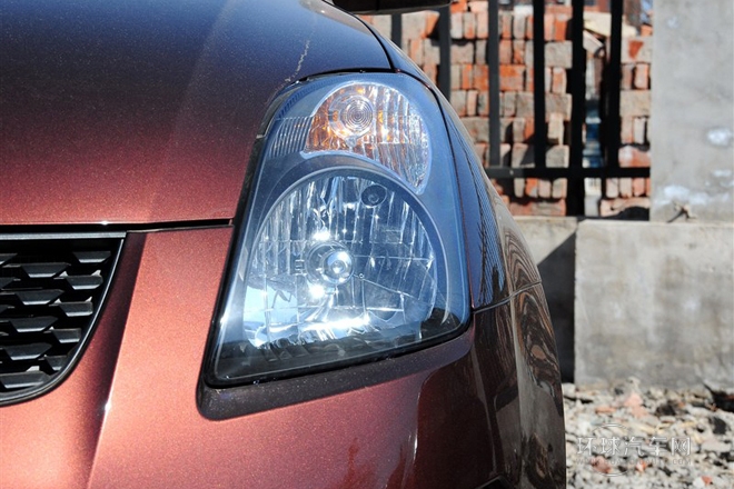 2013款 1.5L 自動(dòng)標(biāo)準(zhǔn)版