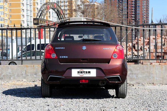 2013款 1.5L 自動(dòng)標(biāo)準(zhǔn)版