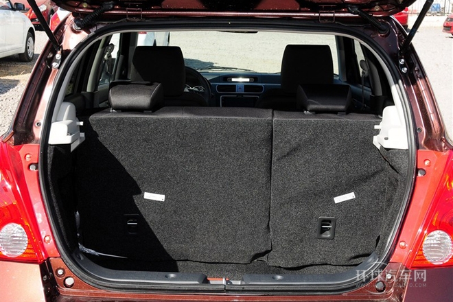 2013款 1.5L 自動運動版