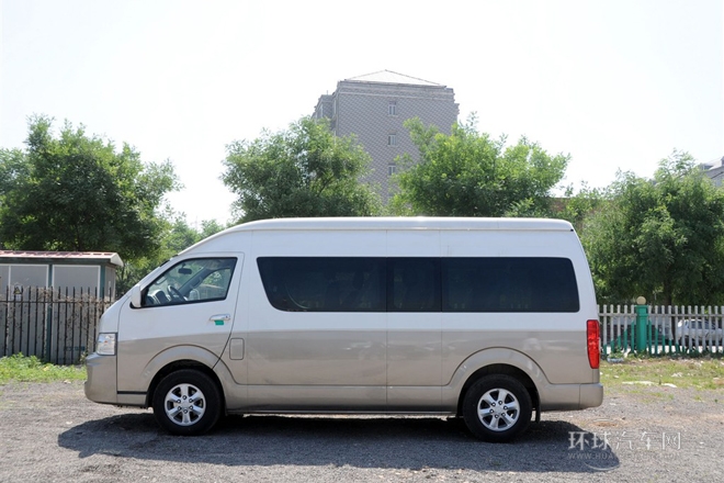 2011款 2.4L大海獅L 豪華型