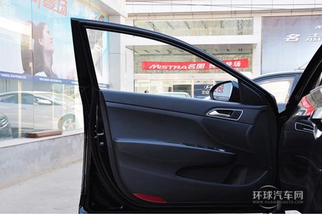 2014款 1.8L 手動(dòng)舒適型