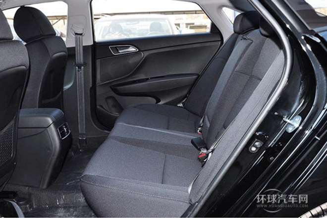 2014款 1.8L 手動(dòng)舒適型