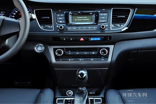 2014款 1.8L 手動舒適型