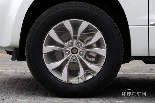 2012款 2.4L AT豪華導航5門版