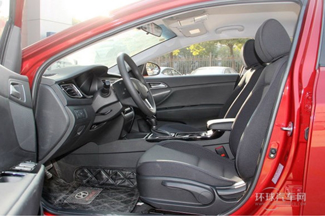 2014款 1.8L 自動(dòng)舒適型