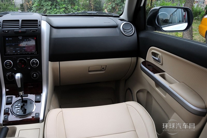 2012款 2.4L AT豪華導航5門版