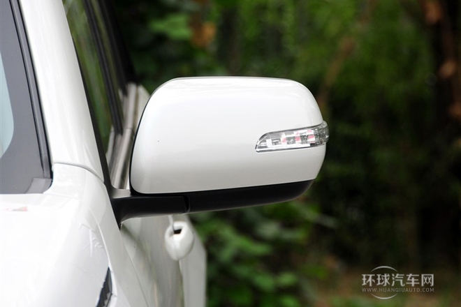 2012款 2.4L AT豪華導航5門版