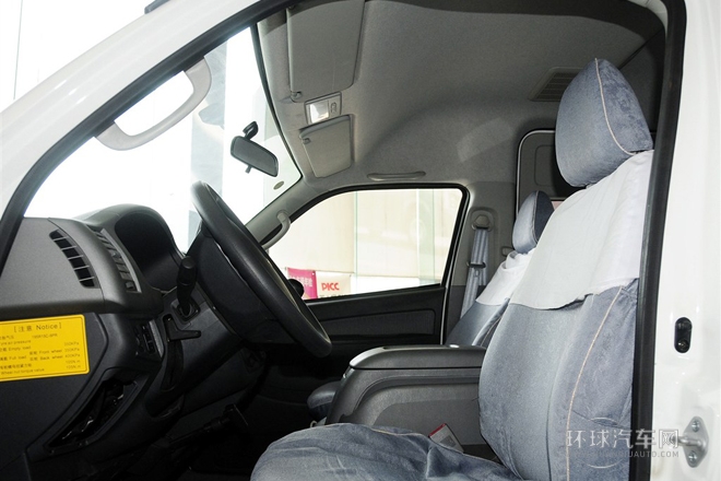 2012款 2.5T大海獅W 豪華型