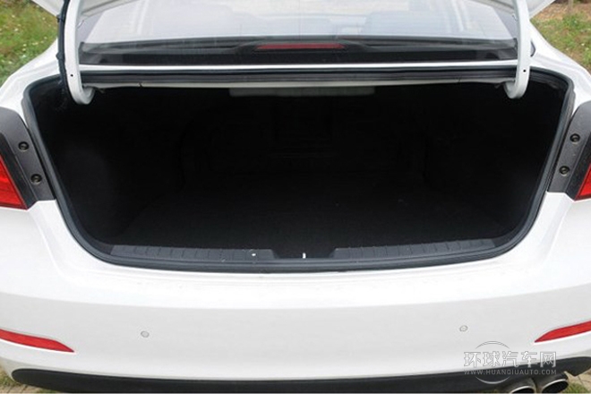 2014款 1.8L 自動尊貴型