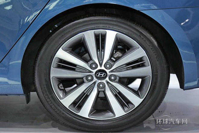 2014款 2.0L 自動(dòng)旗艦型