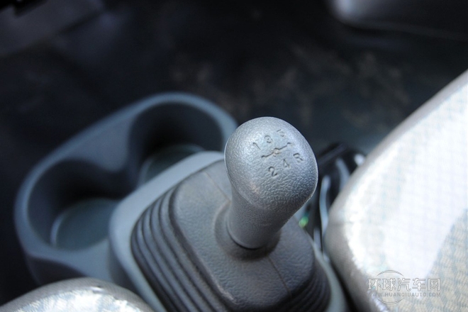 2011款 1.0L特惠版DL465Q3