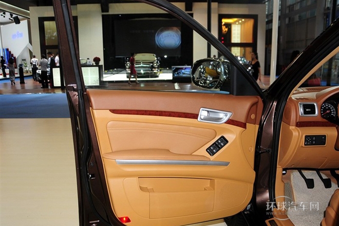 2014款 2.0T 手動(dòng)兩驅(qū)智靜版