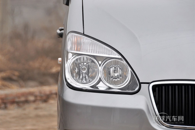 2011款 1.0L標(biāo)準(zhǔn)版