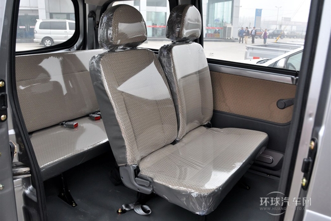 2011款 1.0L標準版