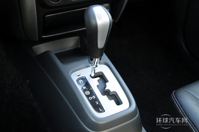 2012款 1.3 AT Mode3導(dǎo)航版